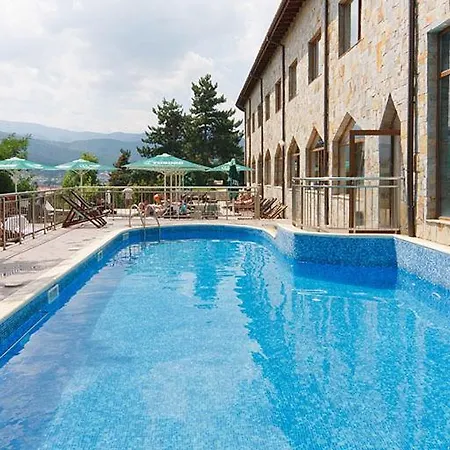 Daire Nikol 3 Club Bor